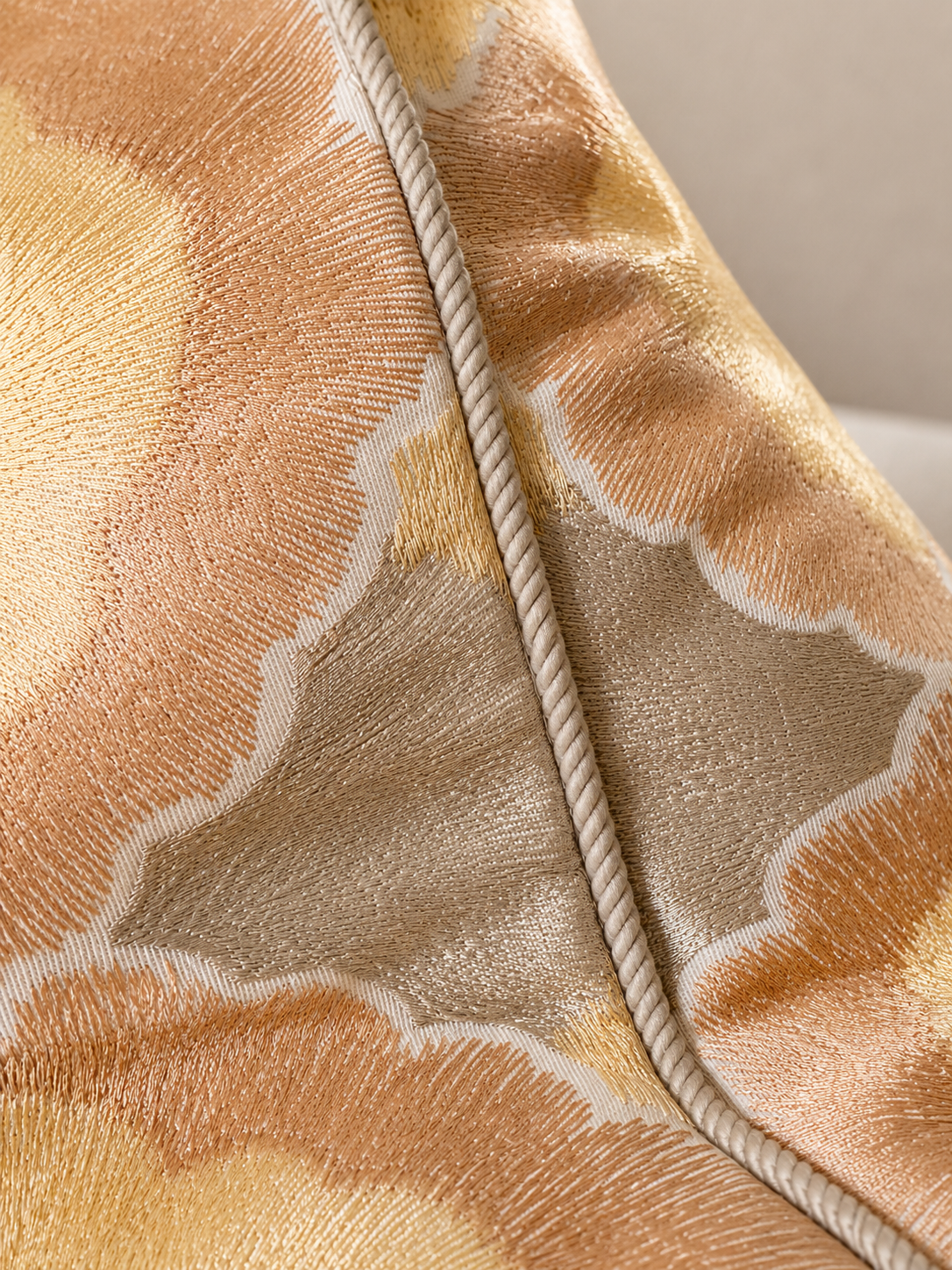 Weitzner Adelaide Citrus Pillow Cover | 22" × 22"